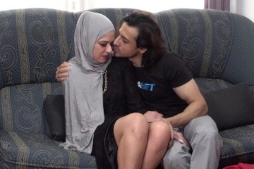 Даже хорошо, что муж ушел, теперь мусульманка может ебаться с кем хочет